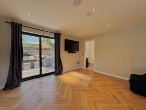 Photo 23- click for photo gallery